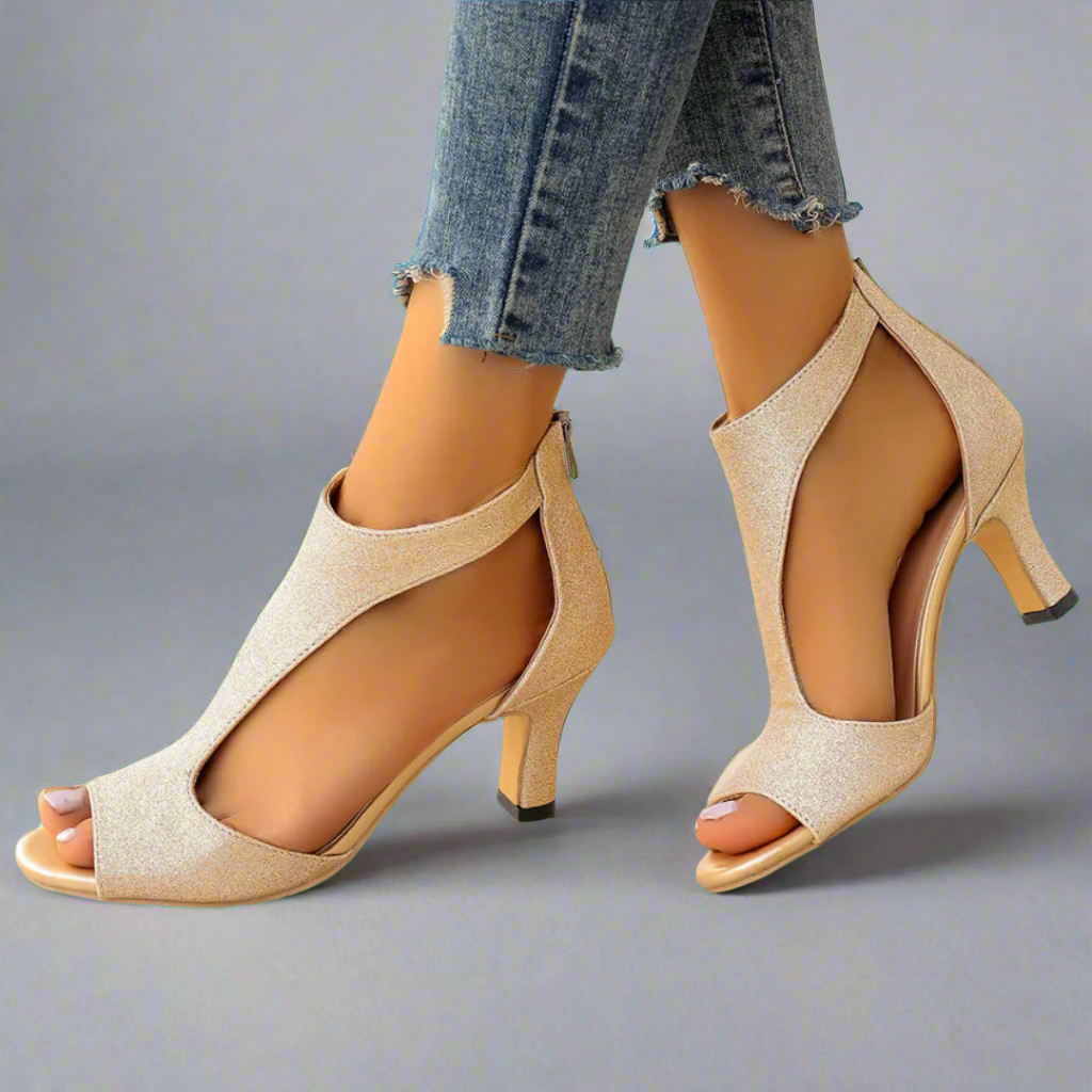 Manhattan Muse | Statement Heels