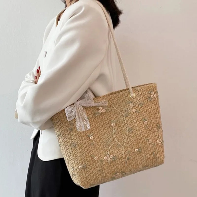 Olivia | Meadow Lace Tote